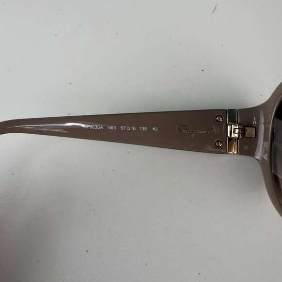 ?✨Authentic Salvatore Ferragamo Sunglasses Crystal Nude Color
